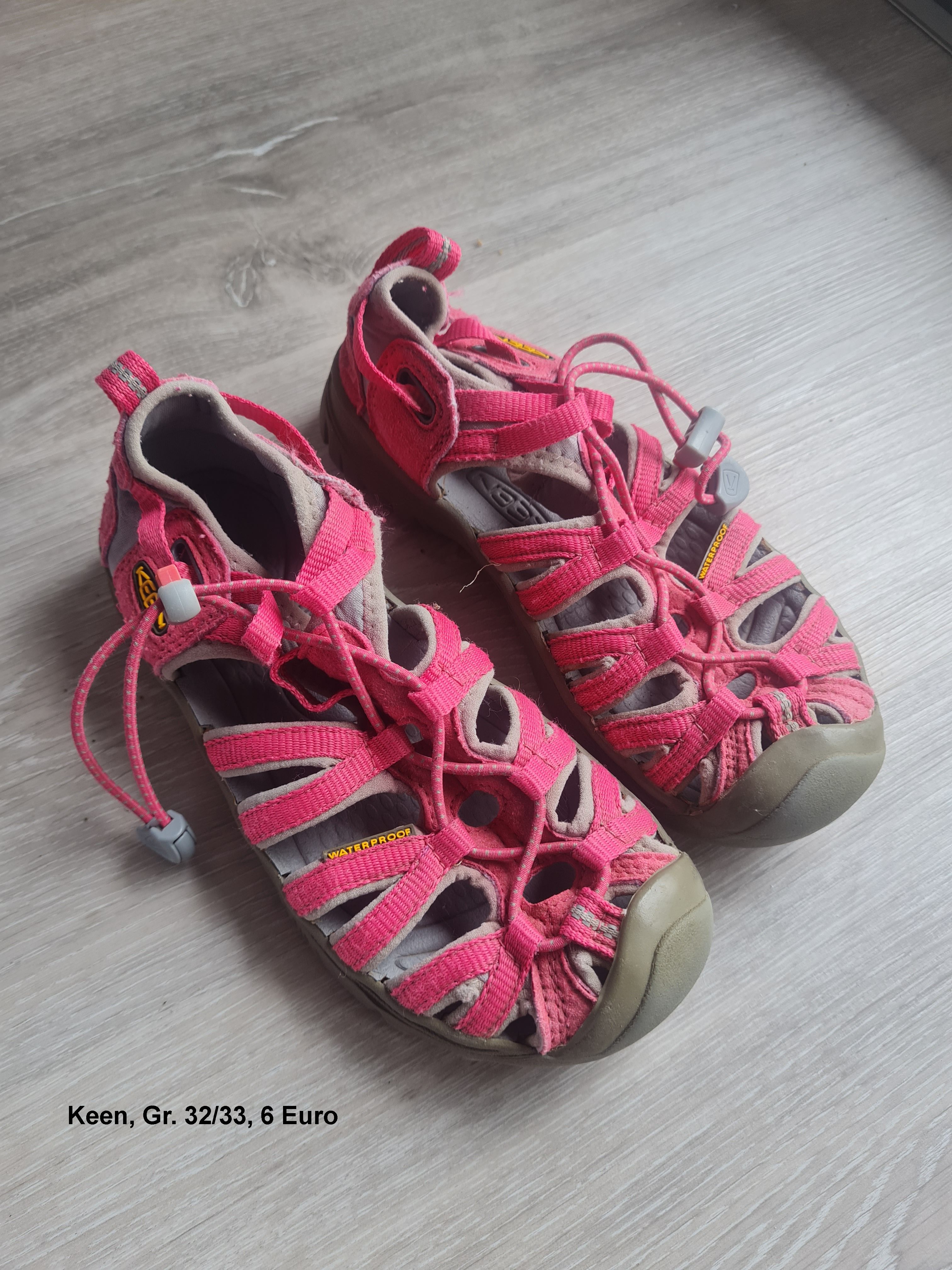 Keen-Sandalen, Gr. 32/33