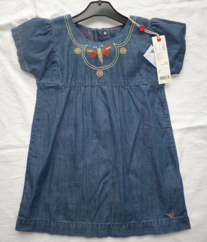 Esprit Kleid mit Stickerei, Gr. 92/98, Neuware mit Etikett