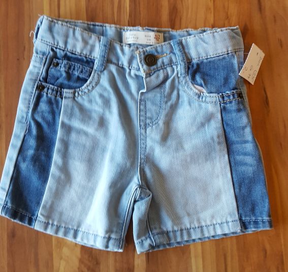 Zara Kurze Jeans-Hose Gr. 74