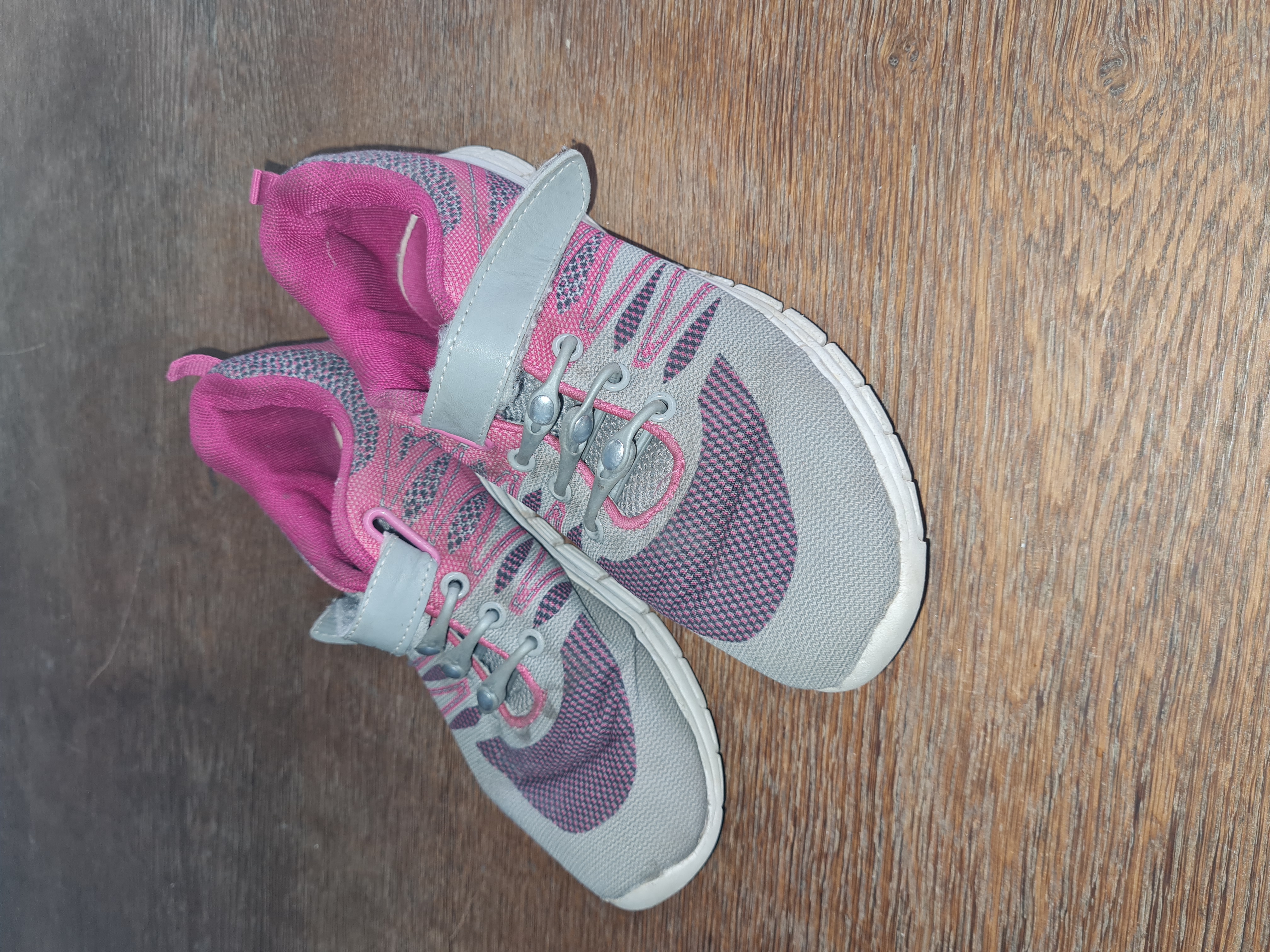 Freizeitschuhe Gr. 35