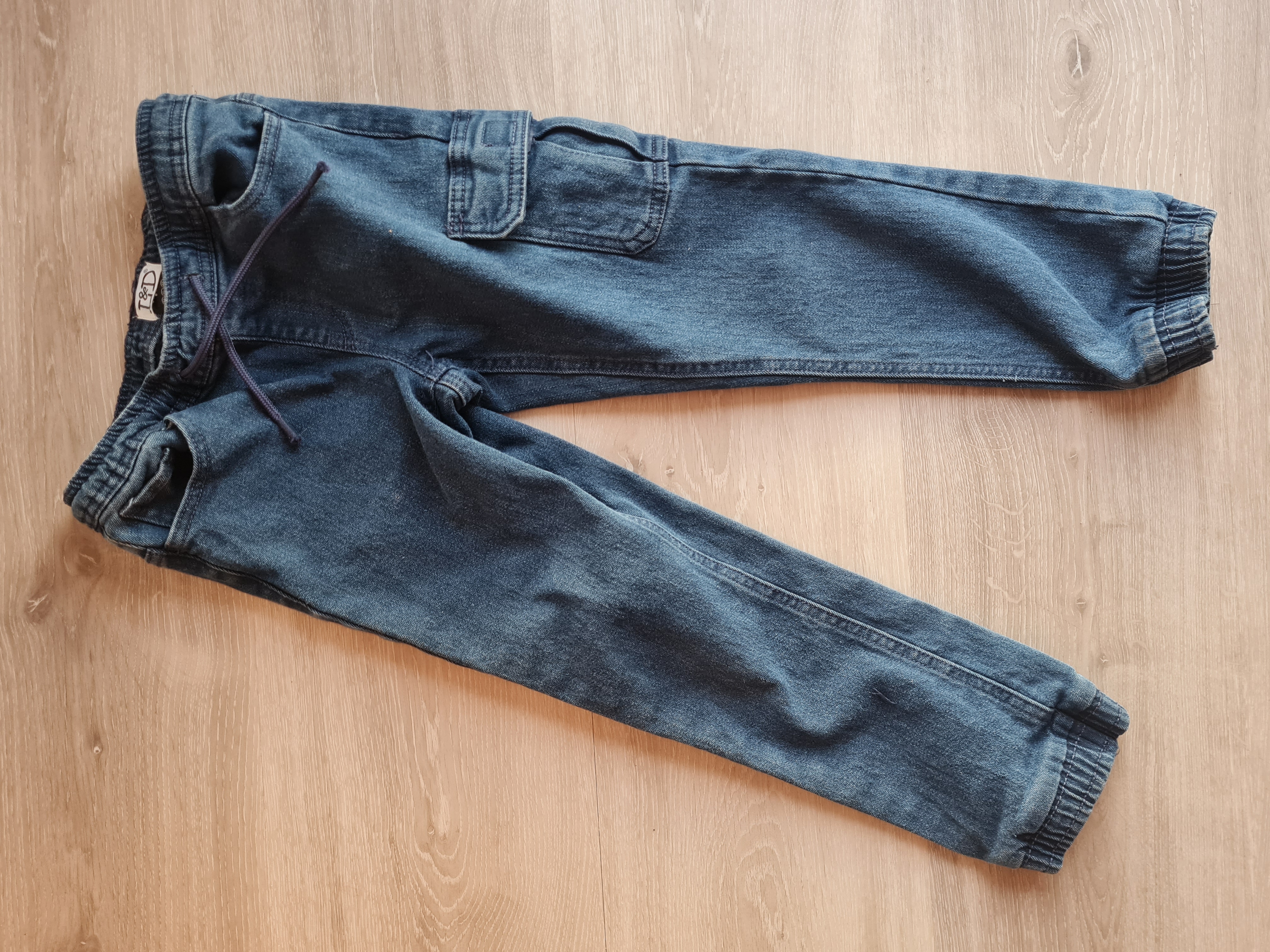 Jeans, Gr. 134, Neuwertig