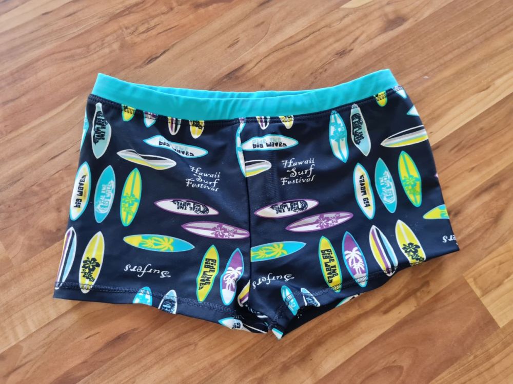 Yigga Badehose, Gr. 134/140, Secondhand