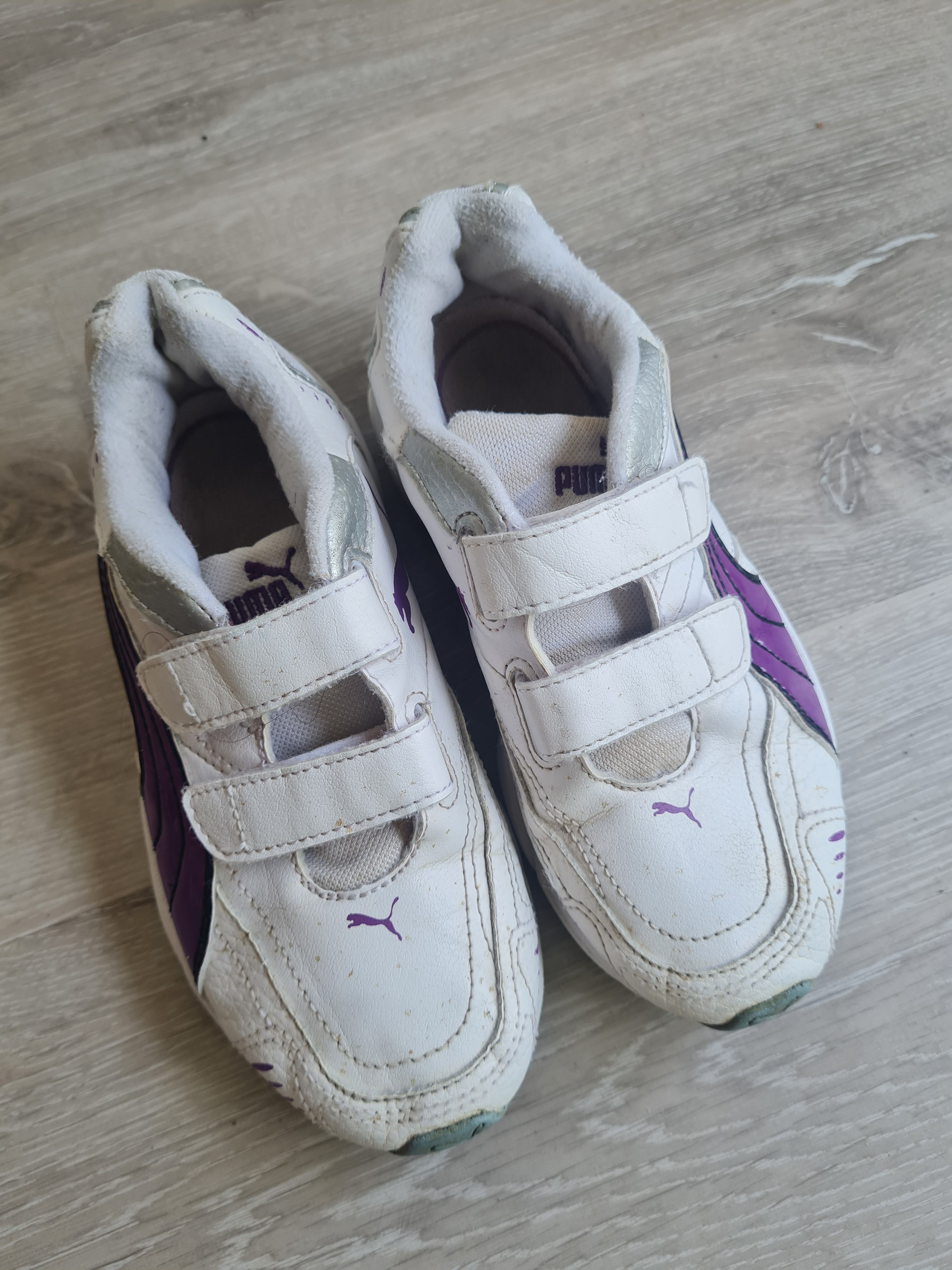 Puma Turnschuhe Gr. 32