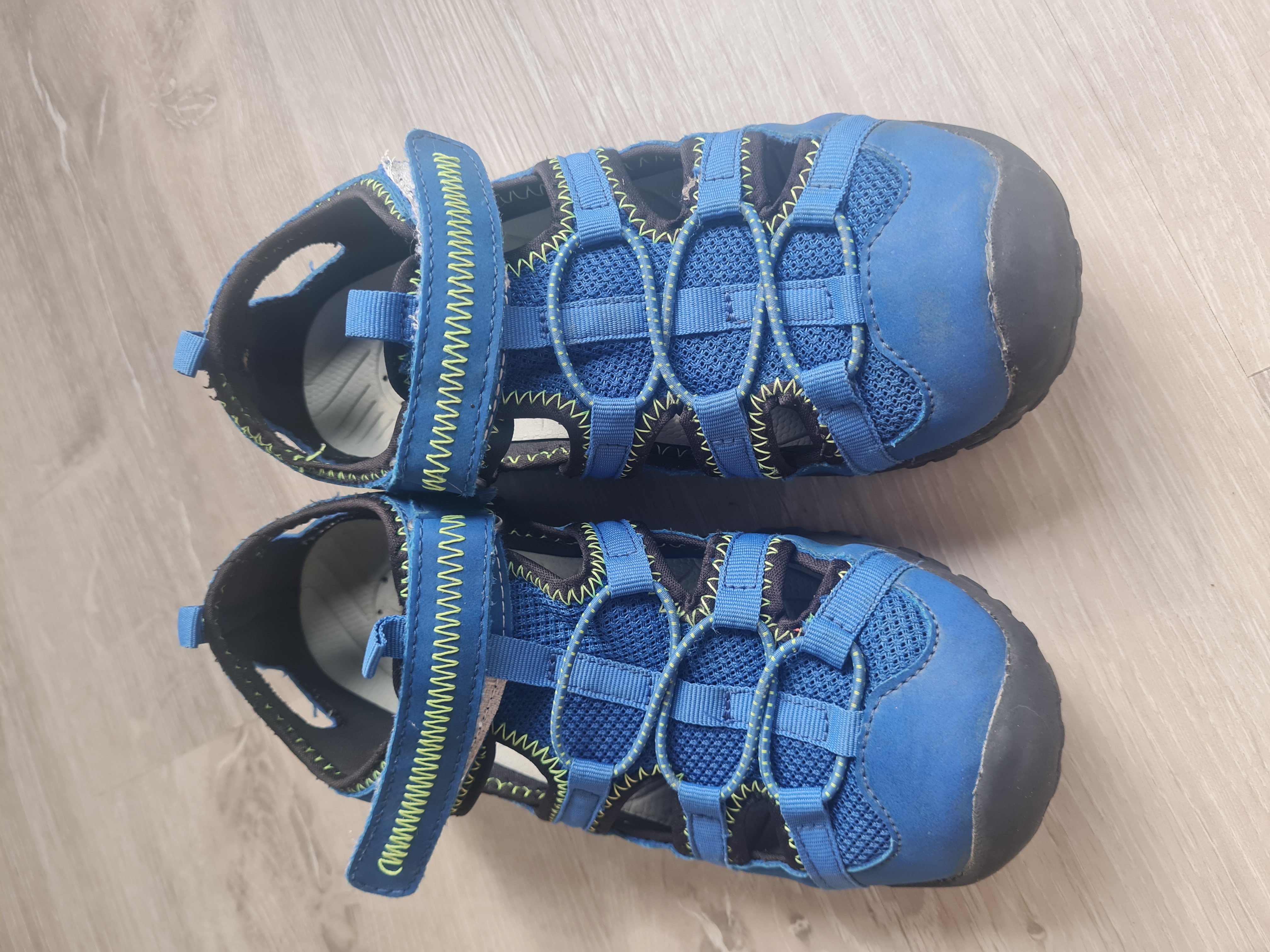 Trekking-Sandalen, Gr. 33