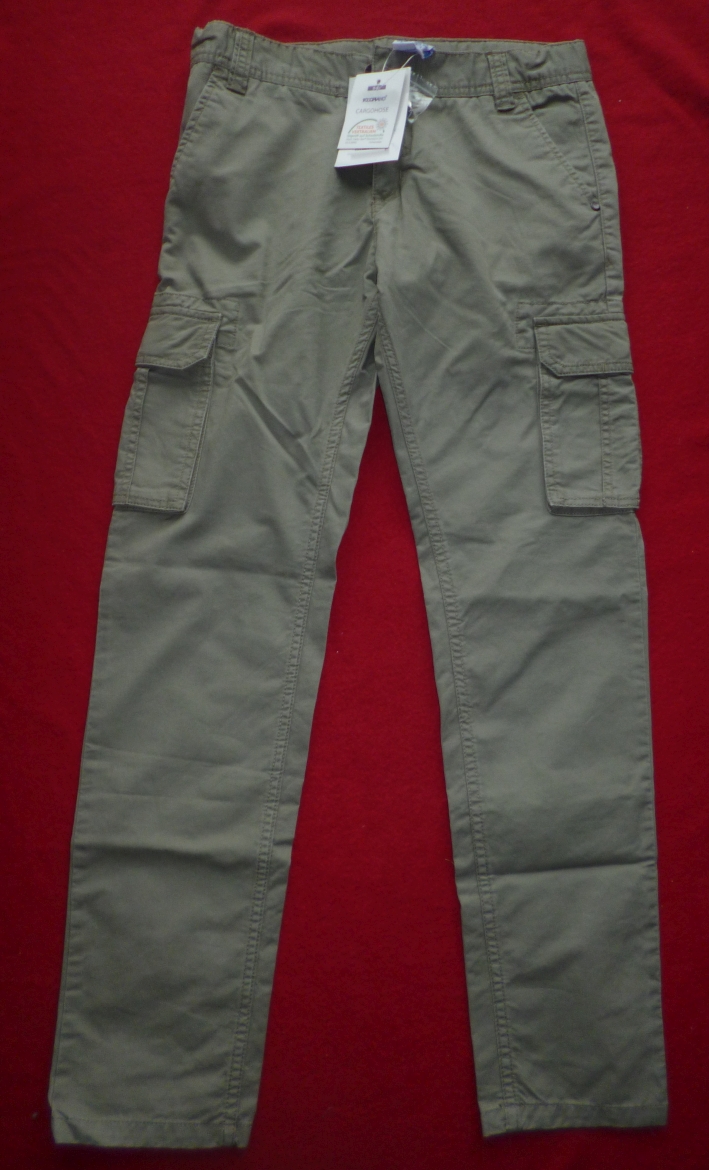 Cargohose Gr. 152, Neuware